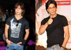 srk shahid kapoor to co host iifa awards