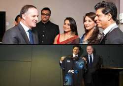 shah rukh khan dines with new zealand pm john key view pics