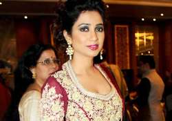 shreya ghoshal launches humnasheen first ghazal album