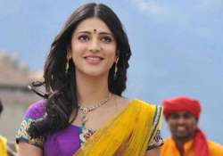 shruti haasan shoots for gabbar in pune