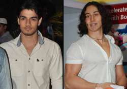 sooraj pancholi borrows tiger shroff s gym trainer