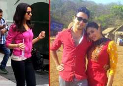 spotted kareena imran and shraddha on the sets of gori tere pyar mein view pics