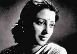 suchitra sen on oxygen support