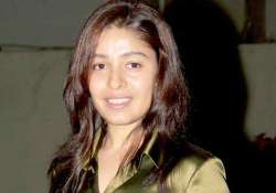 sunidhi chauhan to sing tv show tumhari pakhi title song