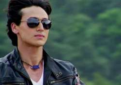 tiger shroff to visit babulnath temple post heropanti success