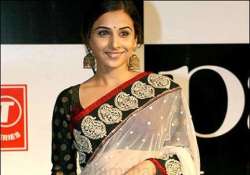 vidya signs rs.5 crore sari endorsement deal