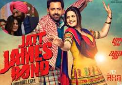 vindu dara singh s jatt james bond rakes in 7 cr in first four days