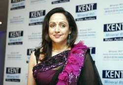 dream girl hema has 5 kg gold 4 houses worth rs 35 crore