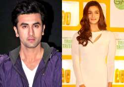 no katrina deepika ranbir wants to romance alia now see pics