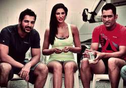 nargis john dhoni urge people to stay fit