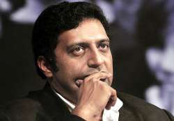 prakash raj miraculously escapes accident