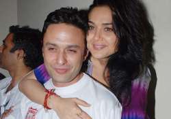 i applaud preity s decision stand by her santoshi