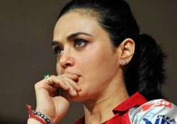 preity zinta molestation case mumbai police begins probe see pics