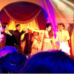 shah rukh gauri s romantic performance at a wedding watch video