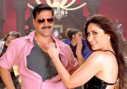 akshay kumar to romance kareena kapoor in singh is bling