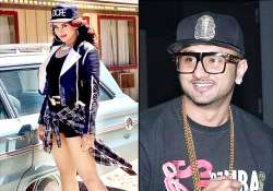 sonakshi sinha to do hip hop with yo yo honey singh in the next video see pics