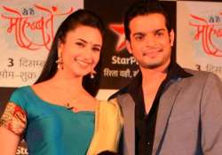 yeh hai mohabbatein ishita slaps parmeet for molesting her