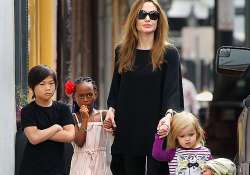 angelina jolie having kids on set was stressful