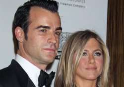 aniston enrolls in marriage boot camp