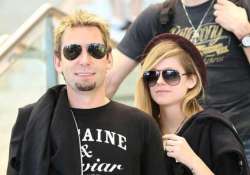 avril lavigne needs time to start family