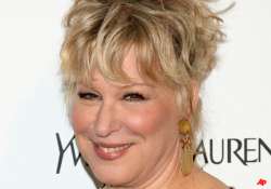 bette midler to be honored by songwriters hall