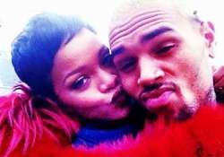 chris brown splits from rihanna