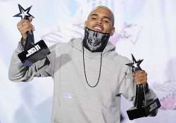 chris brown tops bet hip hop awards