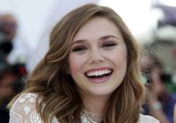 elizabeth olsen to star in the avengers sequel