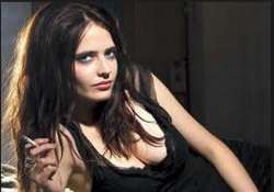 eva green plays warrior in 300 rise of an empire