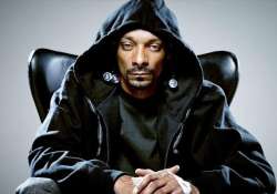 snoop dogg becomes grandfather