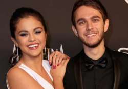 selena gomez gushes about zedd s beautiful eyes