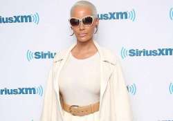 amber rose slams tyga for dating baby kylie jenner