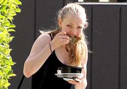 amanda seyfried eats what she wants