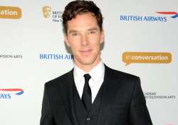 benedict cumberbatch apologises for coloured remark