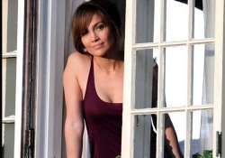 jennifer lopez starrer the boy next door to release in india on jan 23