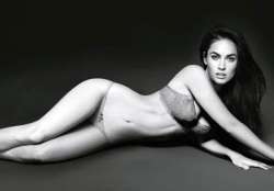 megan fox turns up the heat in new armani advert