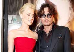 johnny depp amber heard planning a new year s eve wedding