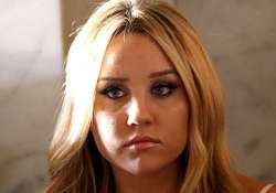 amanda bynes s attorney seeks over 16 000 in fees