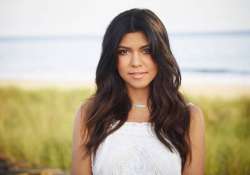 kourtney flaunts post baby weight loss