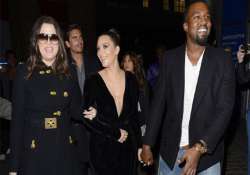 husband kanye sister khloe celebrate kim kardashian s birthday in vegas