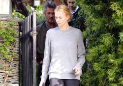 charlize theron sean penn spotted househunting