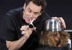 jim carrey shaves fan s head on jimmy kimmel live