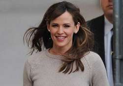 jennifer garner got emotional while shooting dallas buyers club