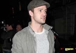 justin timberlake s pal calls photographer a liar