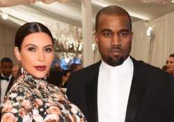 kanye west kim kardashian to marry in egypt