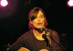 keira knightley s singing skill left co stars surprised