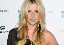 kesha pens revenge song