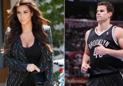 kris humphries misses mandatory hearing in divorce case