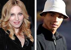 madonna splits from muslim toyboy lover over religious differences