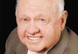 mickey rooney s kids to contest will